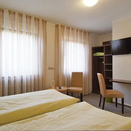 L' Angolo Ristorante & Hotel Gmbh Guest house Trier