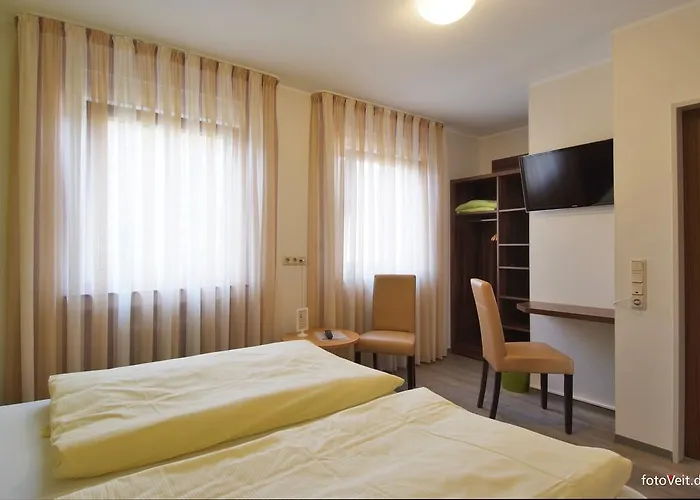 L' Angolo Ristorante & Hotel Gmbh Guest house Trier